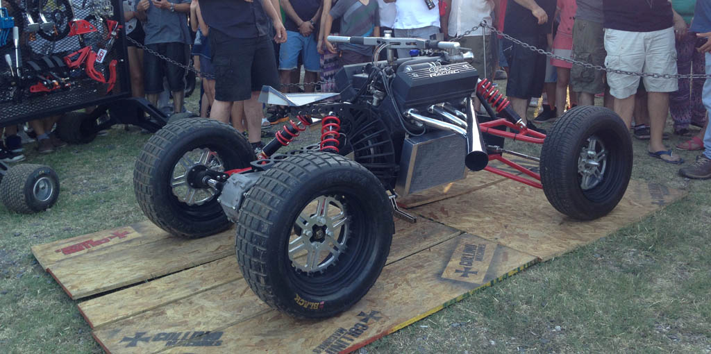 quad con Motor V8