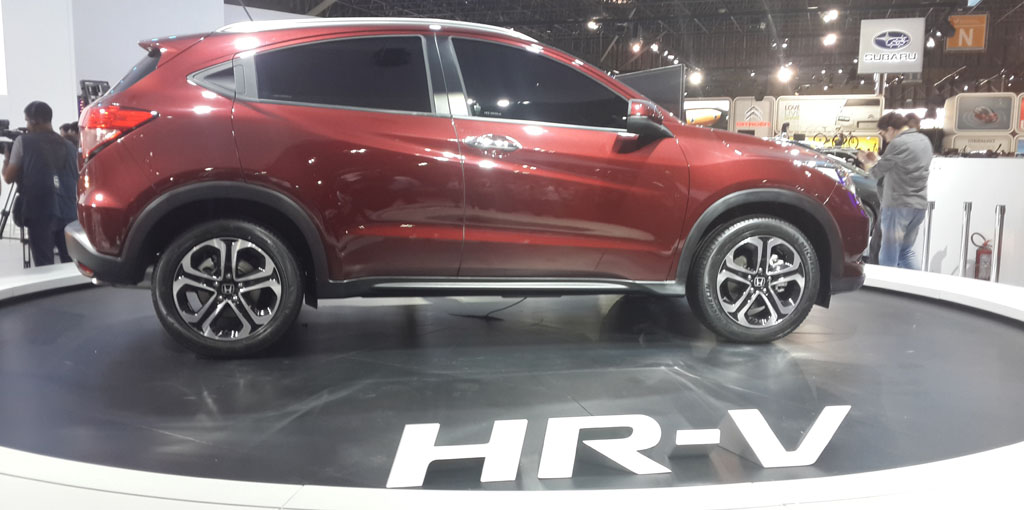 HR V