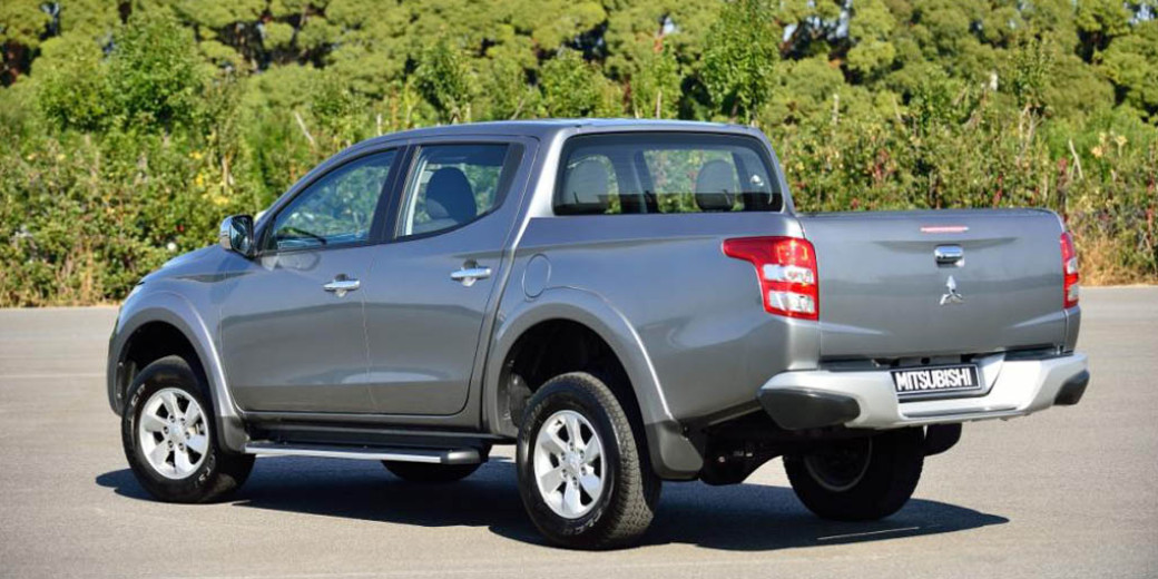 mitsubishi-l200-2015-5_g[1]