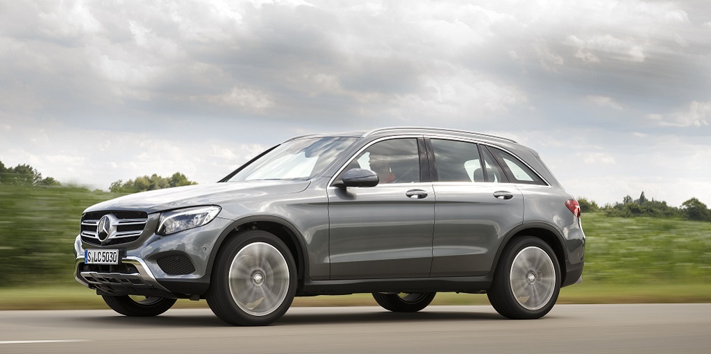 Mercedes-Benz GLC 220 d 4MATIC; Selenitgrau/Designo Leder schwarz/Platinweiß