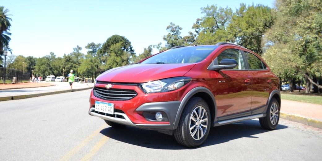 Chevrolet Onix Activ