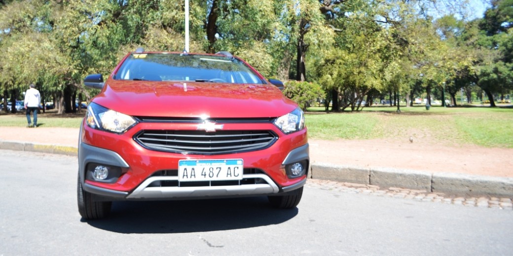 Chevrolet Onix Activ 4