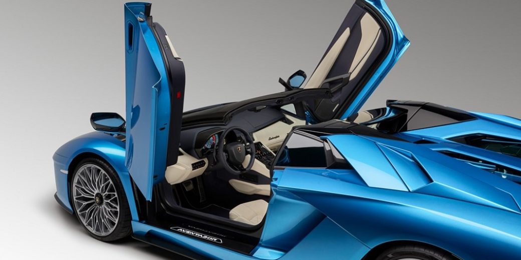 Lamborghini aventador-s-roadster-06