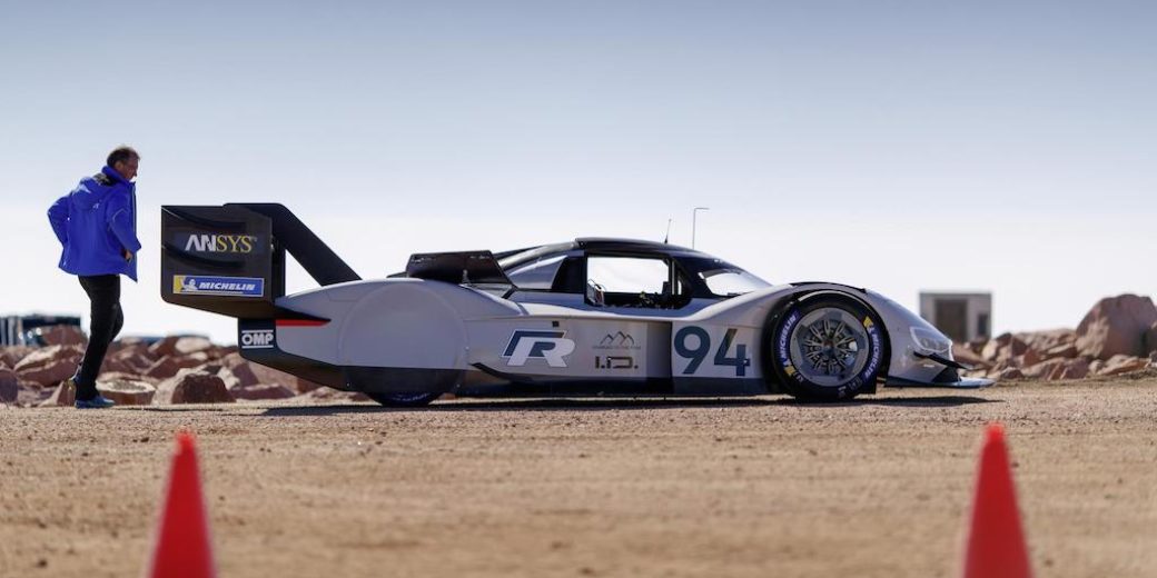 record-sin-precedentes-volkswagen-hace-historia-con-el-i-d-r-pikes-peak (4)