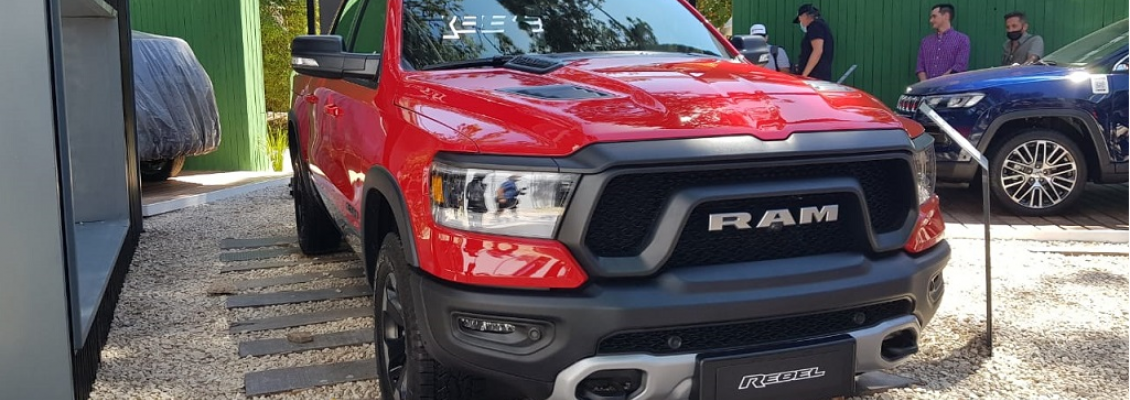 Ram Rebel ¿Cómo es la pick up que competirá contra la Ford F-150 Raptor?