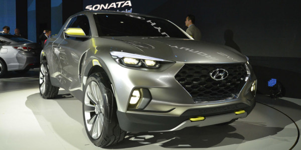 Hyundai Santa Cruz de frente