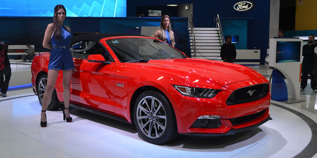 Ford Mustang 1