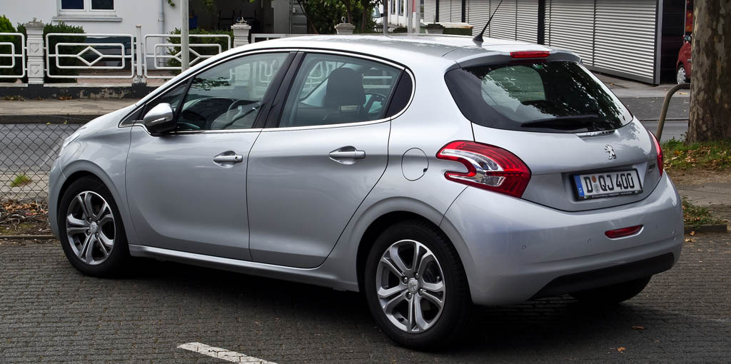 Peugeot 208