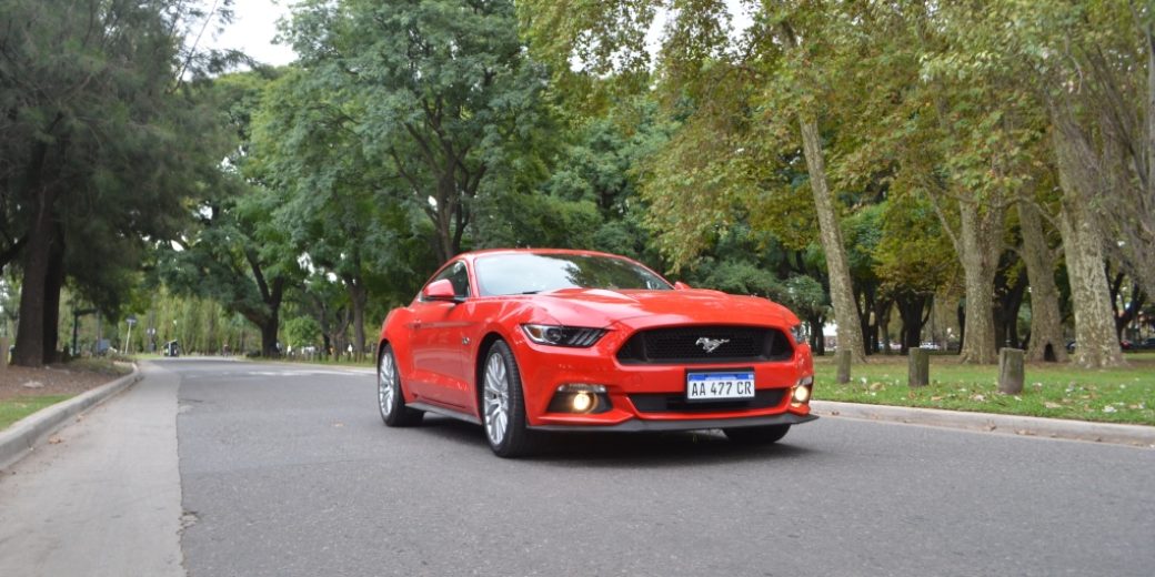Ford Mustang dinamica 0